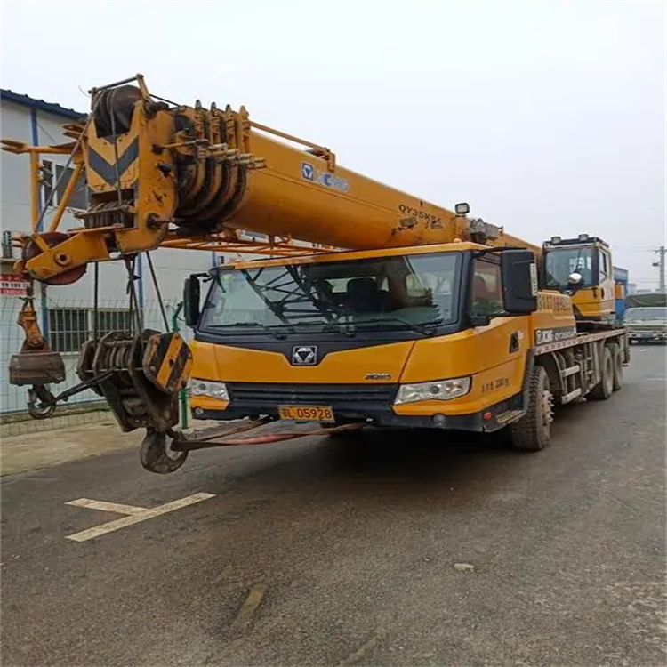 武昌吊车出租保险：全面覆盖，安全无忧