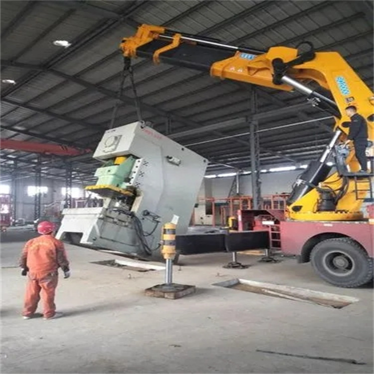 武昌80吨折臂吊车出租附近电话